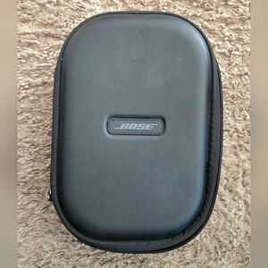 Bose Quiet Comfort Case W/ Airline Adapter